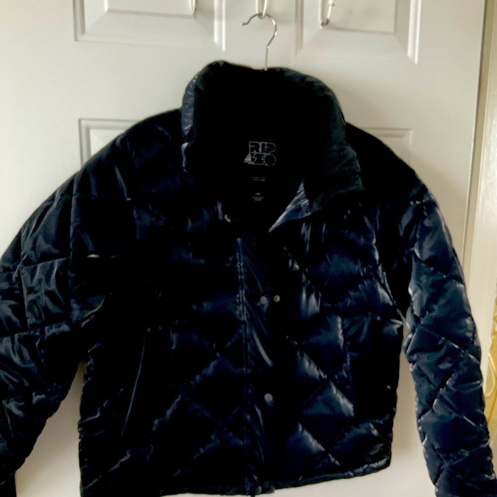 Ladies Black new puffer jacket